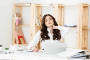 neck shoulder pain 120976709